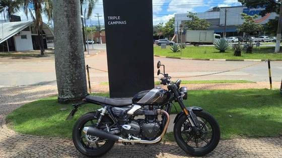 TRIUMPH SPEED TWIN 900 